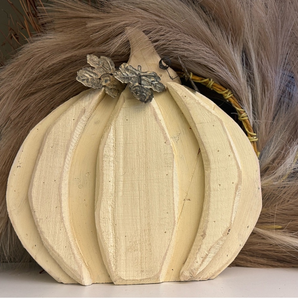 White Wood pumpkin